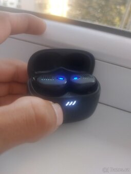 Bezdrátová Sluchátka JBL Tune Buds 2 - 2