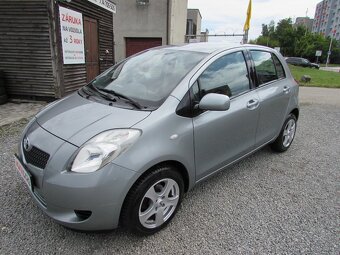 Toyota Yaris 1.3i 64kW, serviska, nová STK, ALU kola - 2