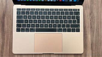 Macbook Air 13” 2019 rose gold - 2