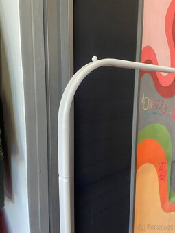 Stojan na obleční IKEA MULIG - 2