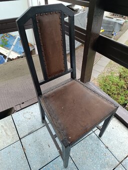 Prodám historický stůl a židle - 2