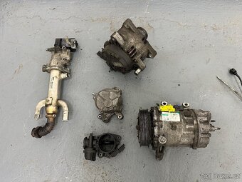 Příslušenství motoru Fiat Scudo 2.0 HDi 2.0JTD 2.0Tdci - 2