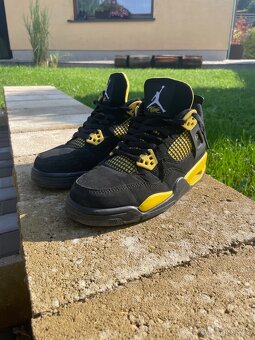 Jordan 4 yellow thunders. Vel.39 - 2