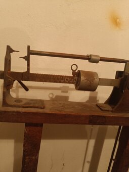 váha decimálka -+ závaží - retro - 2