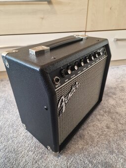 Fender Champion 20 - 2