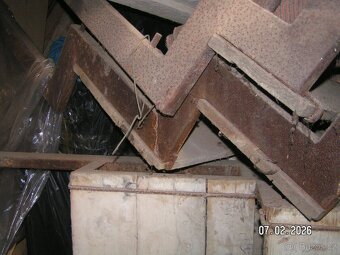 prodám kovové schody - 2