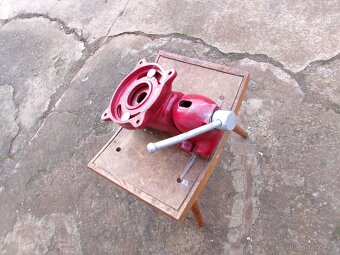 svěrák york 125 - 2