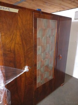 Starožitná skříň 60léta třídveřová - 2