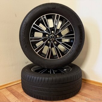 VW MULTIVAN T7 5x120 R17 ET60+LETNÍ 235/55R17 7/6mm - 2