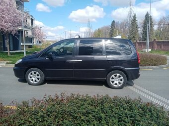 Peugeot 807,r.2006, 2.0 HDI, 100 kw. Spolehlivý vůz. - 2