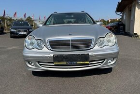Mercedes-Benz Třídy C 240 4MATIC - 2