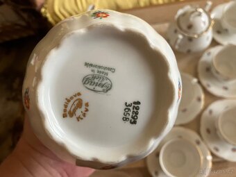 Starožitný porcelánový servis - 2