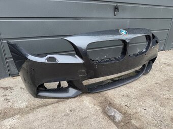 BMW F10/F11 M-Paket přední nárazník šedá - 2