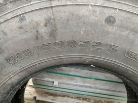 Prodám zaběrové pneu 315/80 r 22,5 - 2
