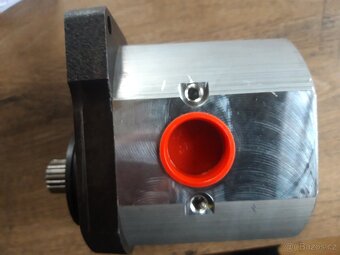 Čerpadlo řízení Zetor PZS-UD-20 - 2