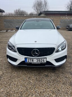 Mercedes Benz C250 4matic 150kw model 2015 - 2