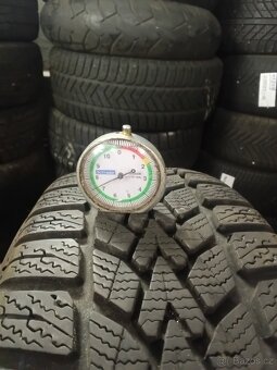 195/65 R15 DUNLOP (7mm) č.15862 - 2