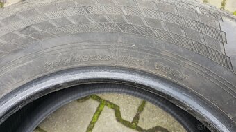 2x zimní pneu Yokohama Bluearth 265/65 r17 - 2