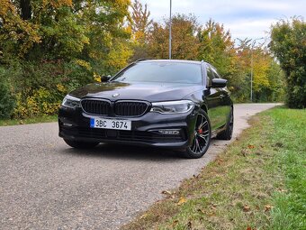 BMW 530d xDrive G31 Sport Line (195 kW) – krásný stav - 2