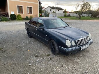 Mercedes Benz W210 E290 - 2