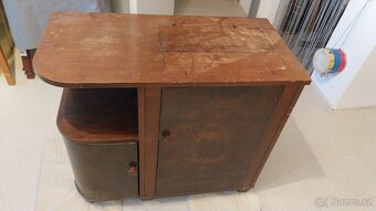 Singer 15K – funkční šlapací šicí stroj se stolkem - 2