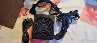 PC zdroj Corsair CV550 - 2