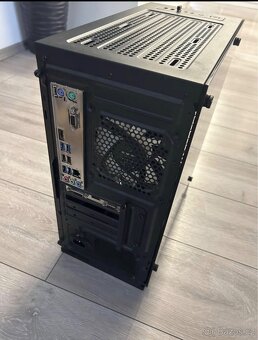 PC sestava vc. monitoru Acer limited Ferrari, w11 pro - 2