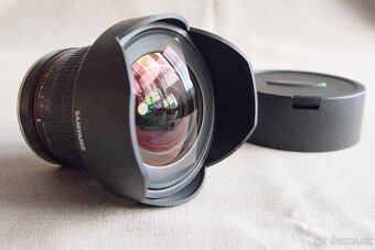 Samyang 14 mm f/2,8 ED AS IF UMC AE pro Canon - 2