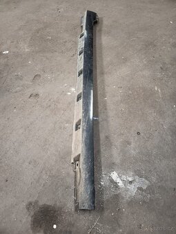 Volkswagen Passat B8 variant pravý práh - 2