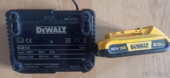 Nabiječka DeWALT DCB112 - 2