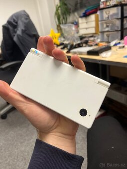 Nintendo DSi White s Twilight Menu - 2