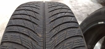 Michelin 225/60R17 - 2