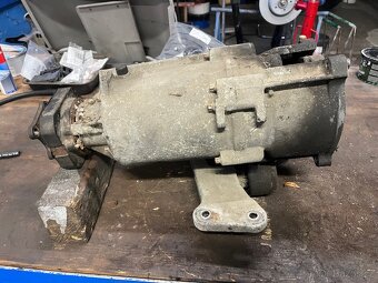 Rozvodovka BMW E34 525ix - 2