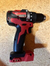 Milwaukee BLDD2-0X, aku šroubovák - 2