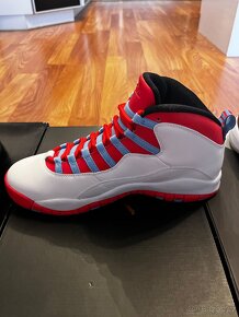 NIKE JORDAN 10 RETRO CHICAGO - 2