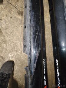 Prahy E90 Mpaket black sapphire - 2