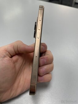 Apple iPhone 16 Pro 128GB - 2
