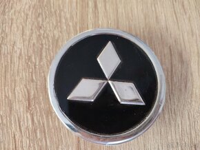 Nové - Středové pokličky Mitsubishi. - 2