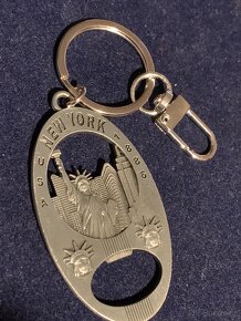 klíčenka - otvírák lahví , USA - 2