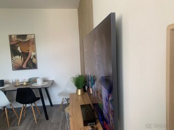 Samsung QE65Q9FN - 2