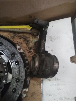 Spojka Ford Focus MK1 1.6 benzin - 2