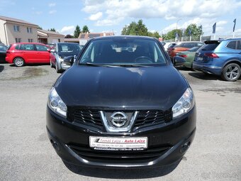 Nissan Qashqai 1.5 dCi 81kW serviska, 2.majitel - 2