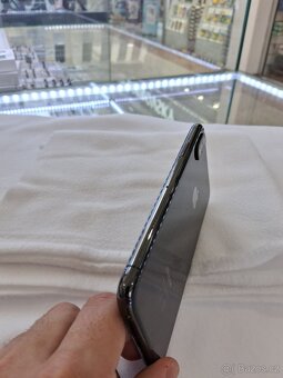 Apple iPhone XS 64GB - 2