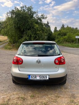 Volkswagen Golf V 1.6 (75kW) - 2