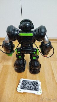 Robot Artur - 2
