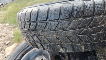 Prodám zimní pneu Hankook 175/70 R13 + disky - 2