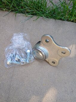 Fiat Doblo 263 500L spodní čep ramene - 2