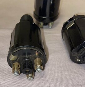 historický tahový vypínač světel. - 2