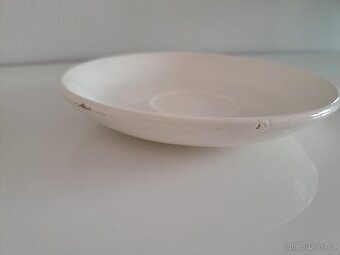 Dva porcelánové podšálky Ditmar Urbach Znojmo - 2
