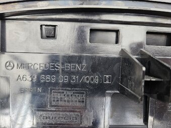 Rámeček rádia Mercedes-Benz Vito W639 - 2